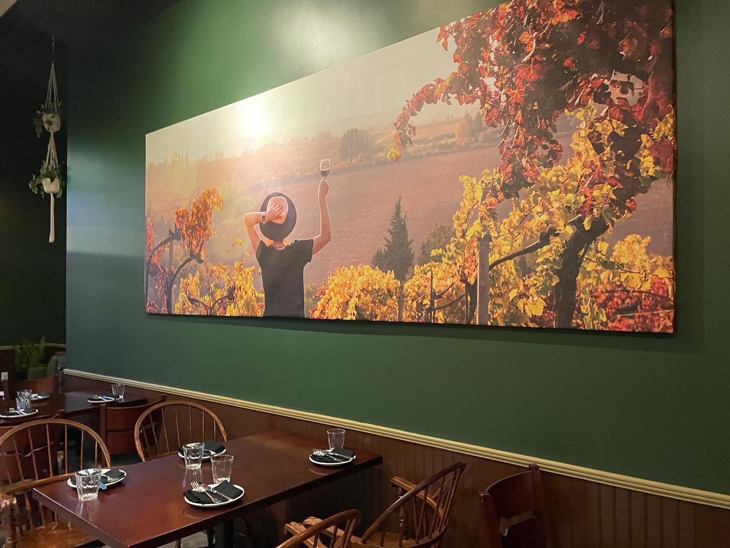 10and10 Enoteca wine bar is now open at International Plaza in Tampa