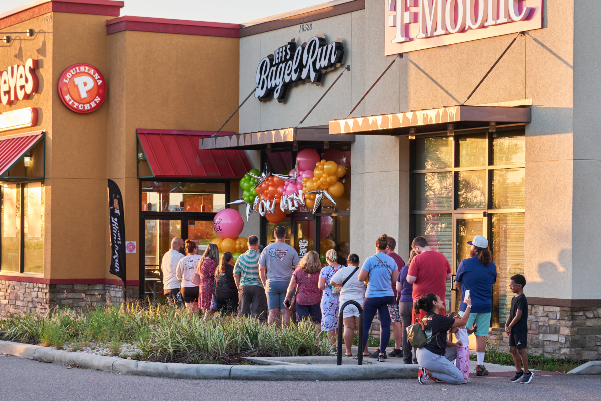 Popular Orlando-based bagel concept Jeff’s Bagel Run opens in South Tampa this week