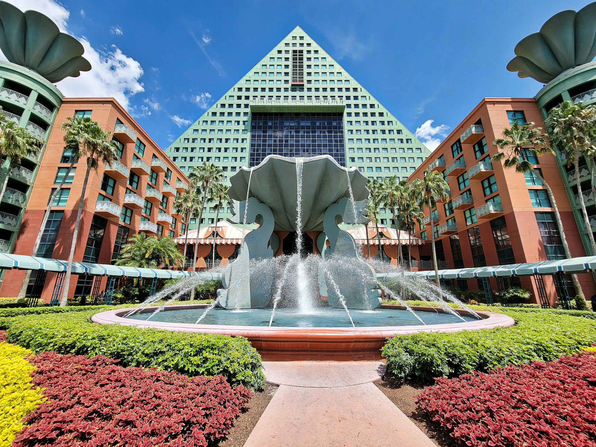 Spirit Airlines Shutdown: Visit Orlando Shares Discounted Hotel Rates