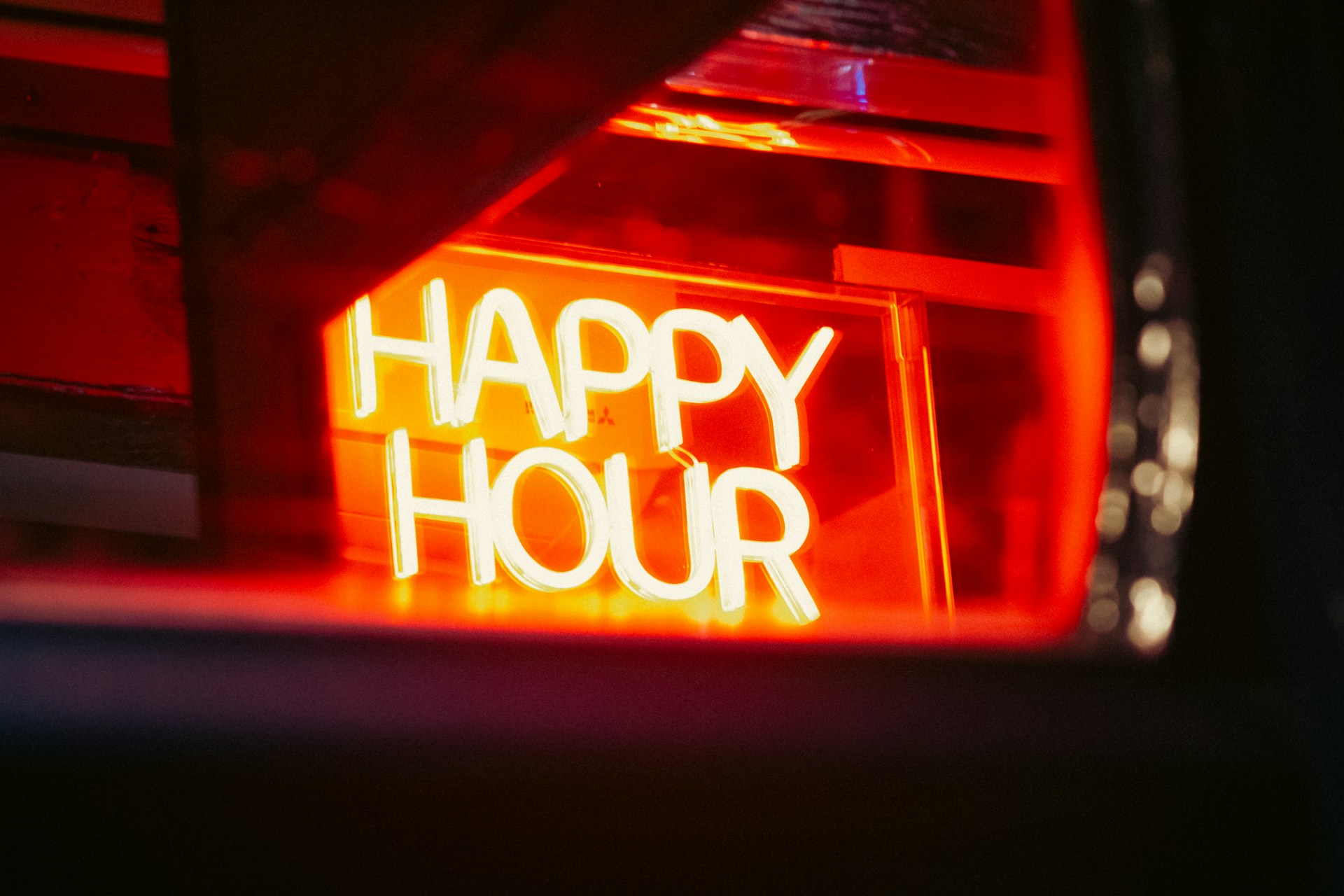 Carlos Eats Approved: The Best Happy Hour Deals in Orlando’s Doctor Phillips neighborhood